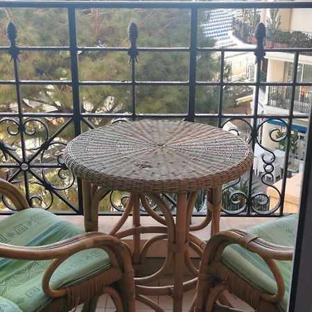 Victoria Bilocale Centro Citta E Vista Mare Apartment Ментона Екстериор снимка